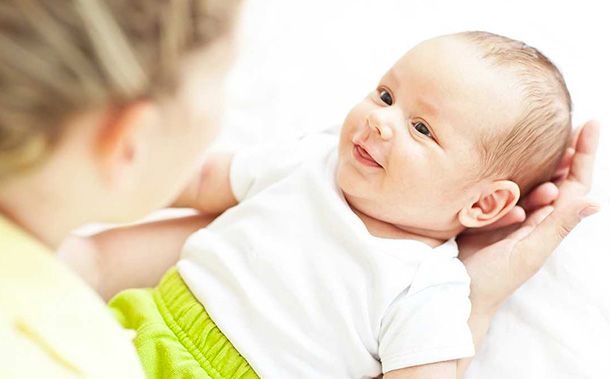 Baby’s Development – 2 months old